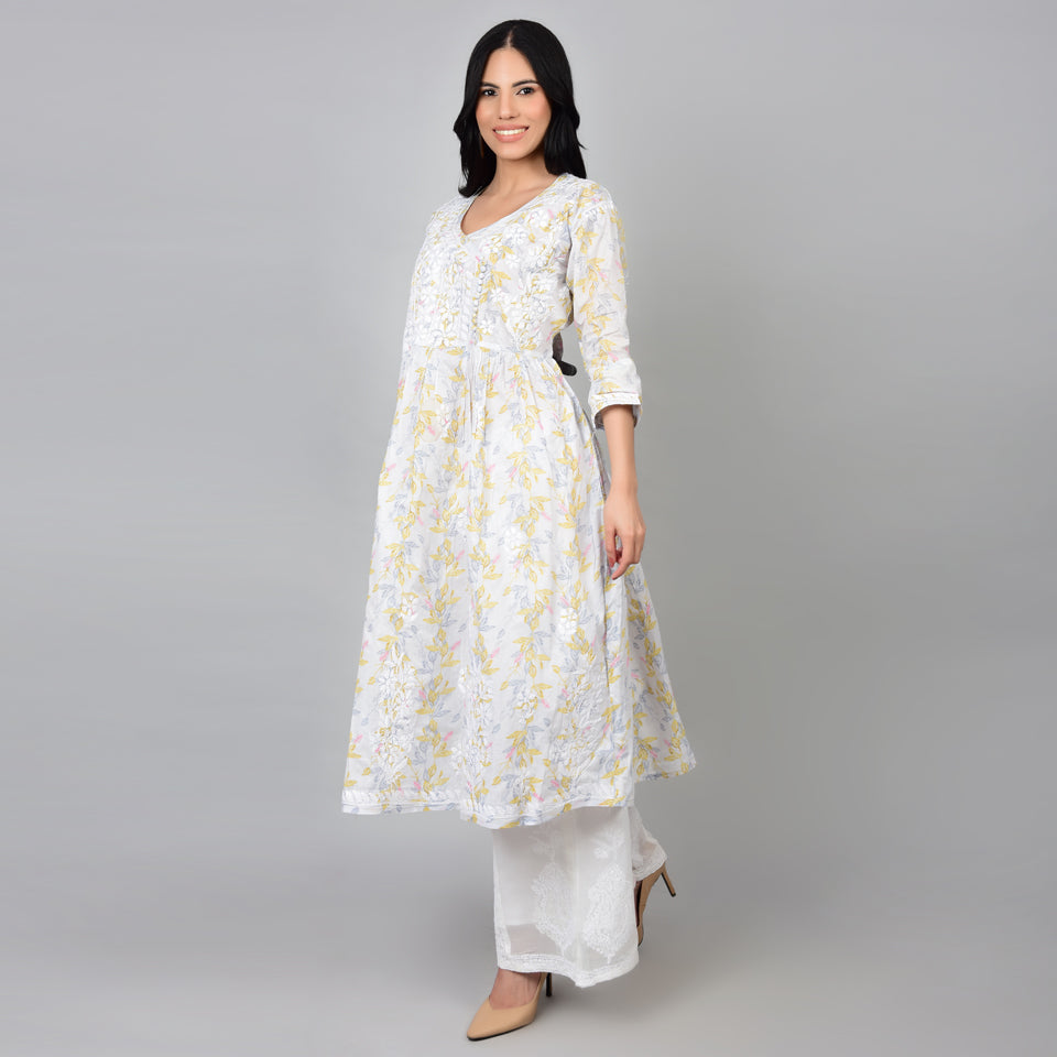 Timeless Simplicity: Cotton Cream Printed Lucknowi Kurta Set