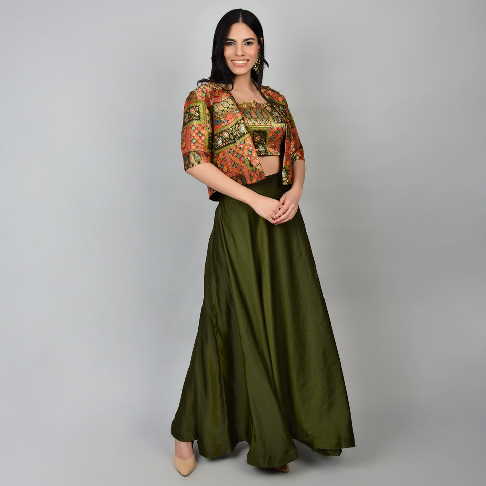 Timeless Glamour: Styling a Brocade Jacket with a Satin Skirt